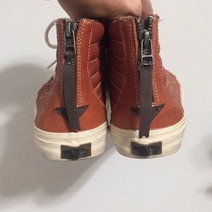 Vans Shoes - LEATHER TAN VANS SIZE Women 8/ Men 6.5 Vans Shoes - LEATHER TAN VANS SIZE Women 8/ Men 6.5